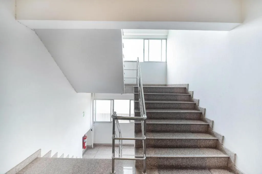 OYO 519 B Min Airport