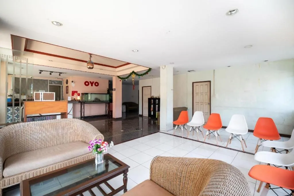 OYO 519 B Min Airport