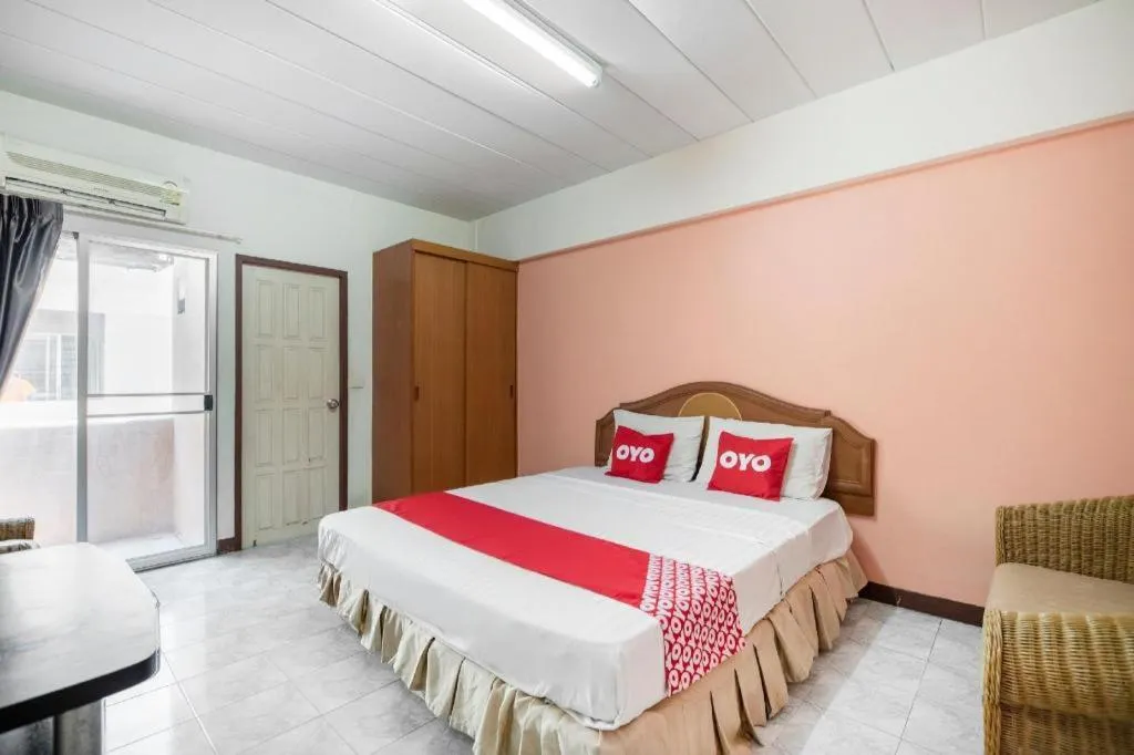 Bed in OYO 519 B Min Airport