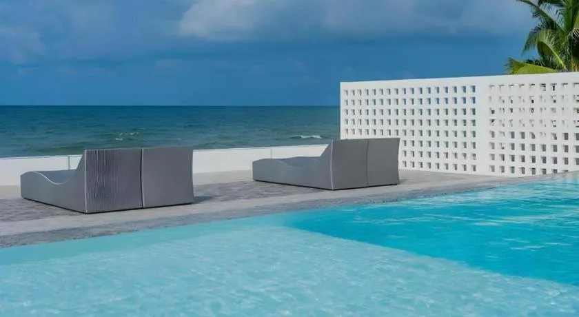 Rattana Pura Beach Resort