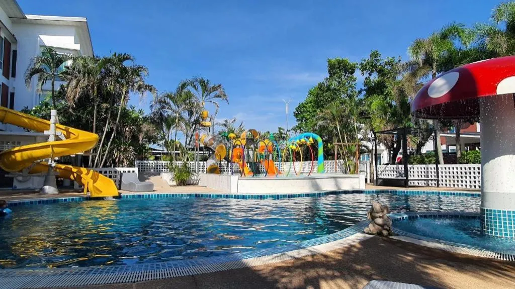 Rattana Pura Beach Resort