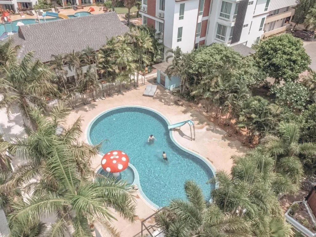 Rattana Pura Beach Resort