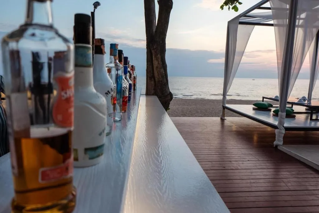 Rattana Pura Beach Resort