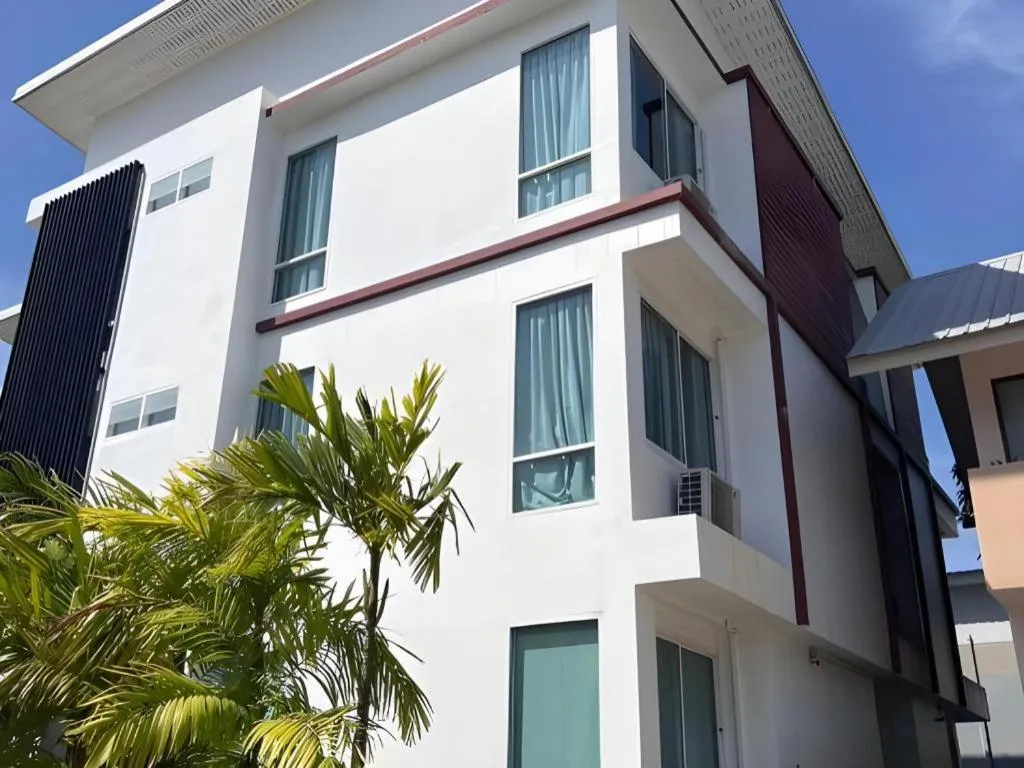 Rattana Pura Beach Resort