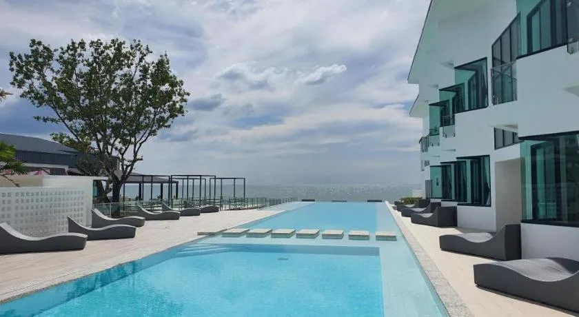 Rattana Pura Beach Resort