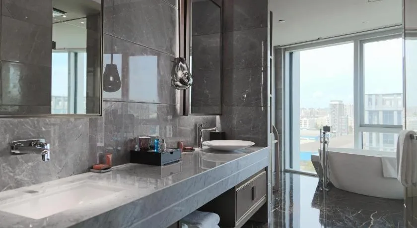 Crowne Plaza Shenzhen WECC