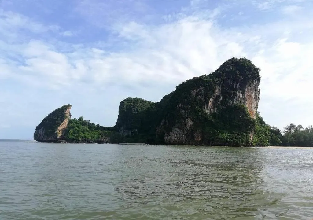 Hat yao Seaview Beach Room