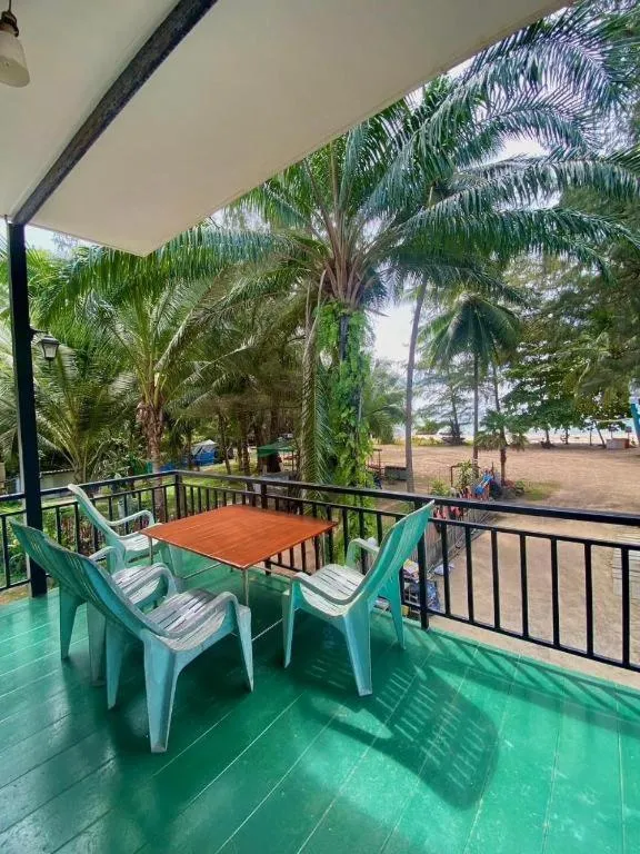 Hat yao Seaview Beach Room