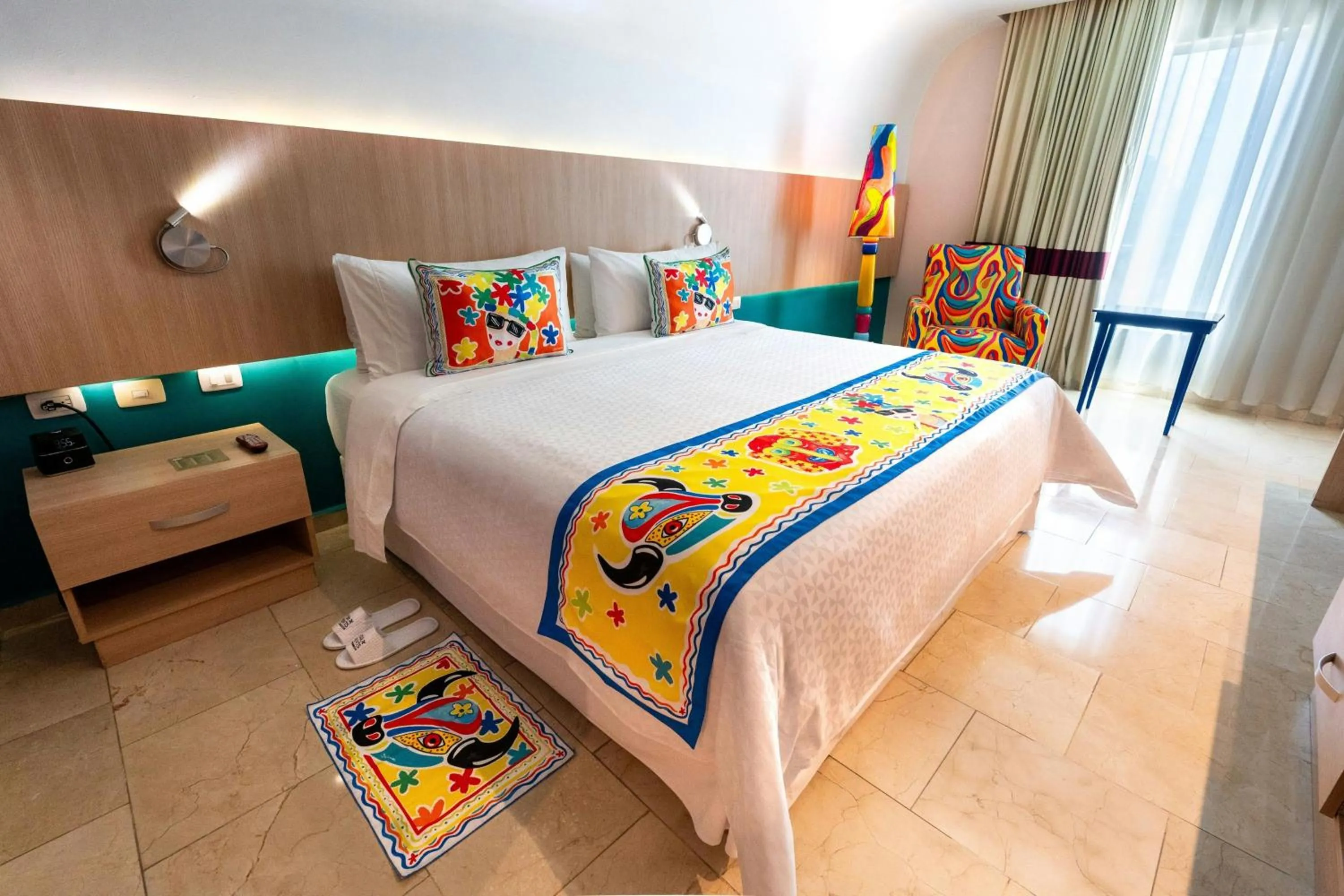 Photo of the whole room, Bed in Four Points by Sheraton Barranquilla