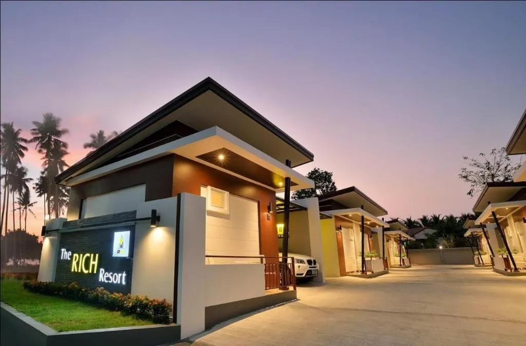 The Rich Resort