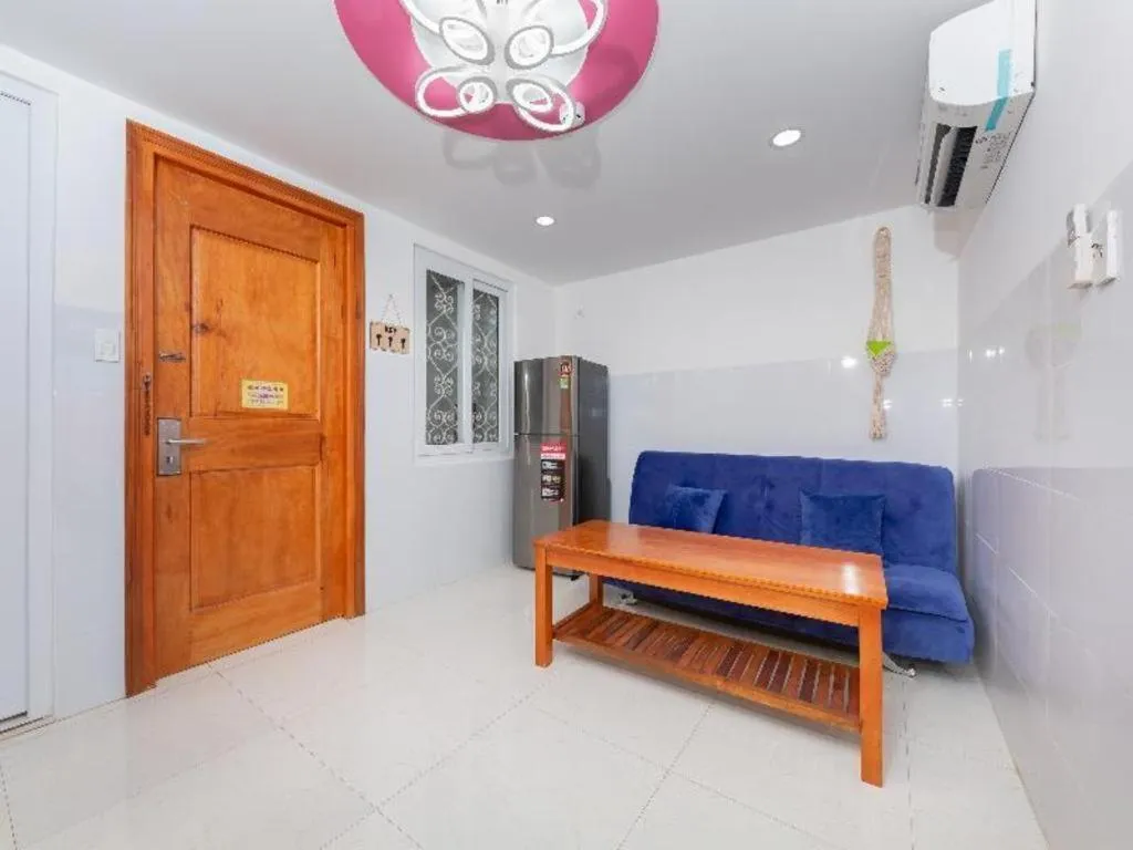 OYO 1028 Flower House Apartment