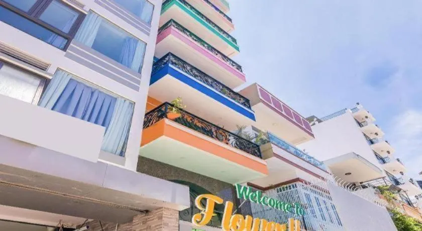 OYO 1028 Flower House Apartment