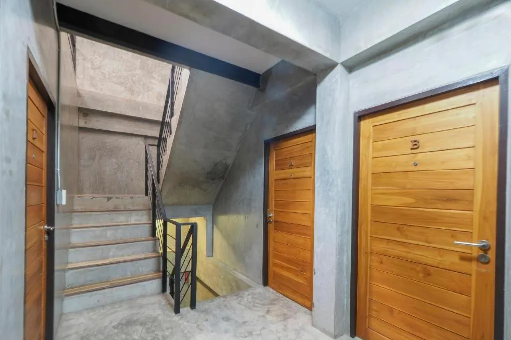 OYO 935 The Palm Apartment