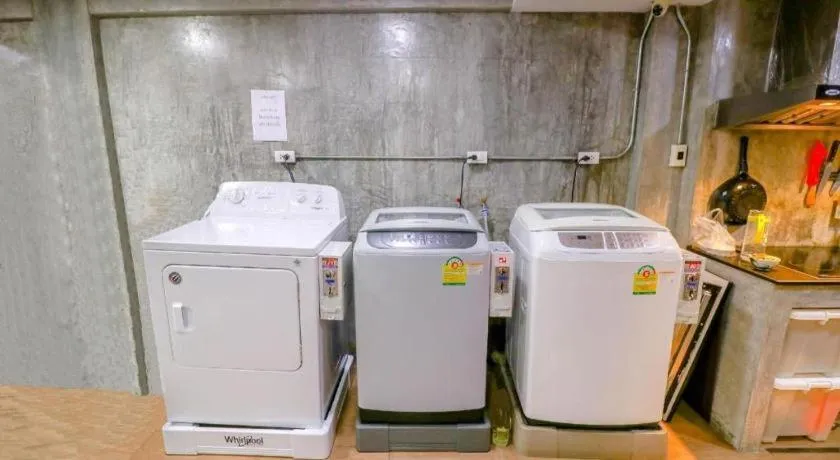 OYO 935 The Palm Apartment