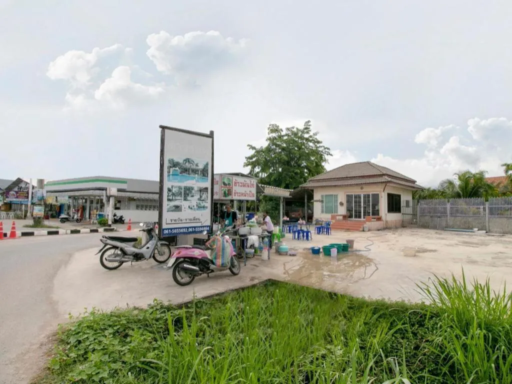 CAPITAL O961 Baan Dow Chompoo Resort