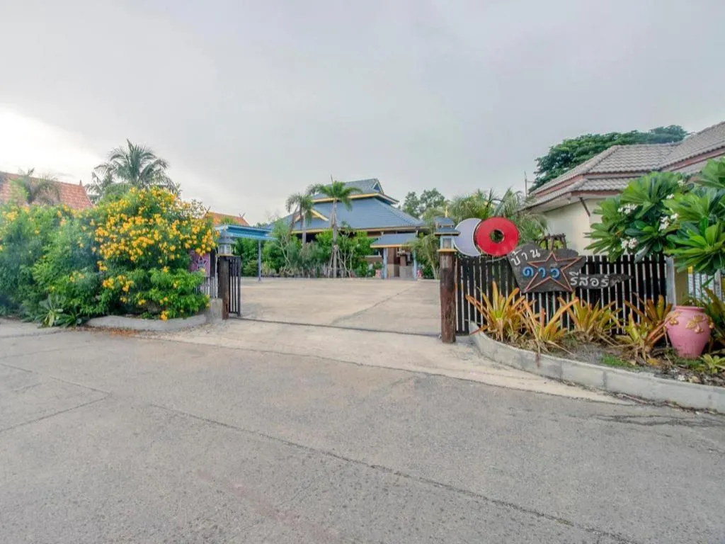 CAPITAL O961 Baan Dow Chompoo Resort