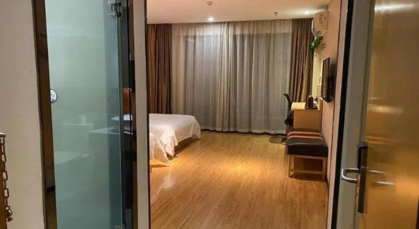Bed in 7 Days Premium Nanjing Gaochun Beiling Road Branch
