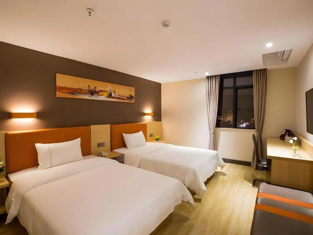 Bed in 7 Days Premium Nanjing Gaochun Beiling Road Branch