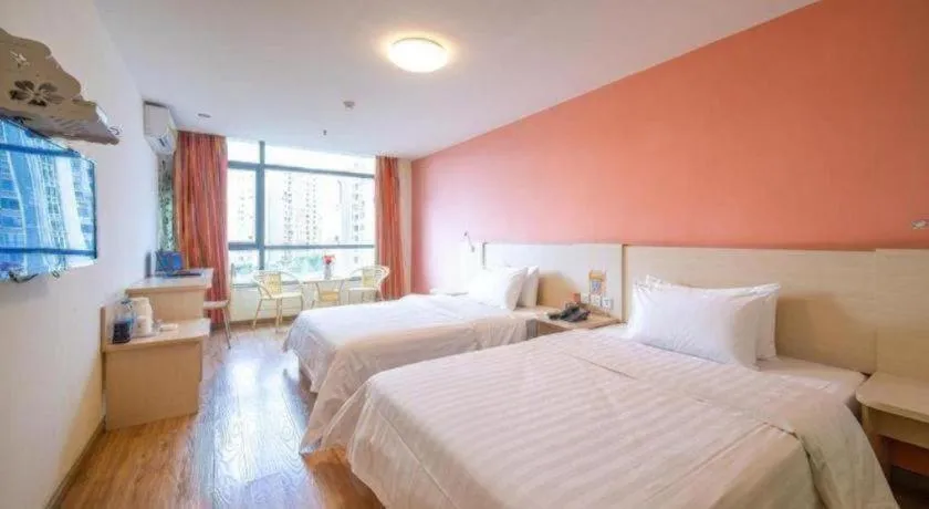 Bed in 7 Days Inn Huizhou Daya Bay Wanda Plaza
