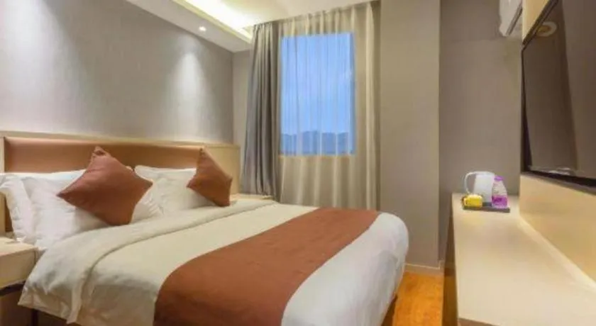 Bed in Gya Hotel Shanghai Long Distance Passenger Terminal Station