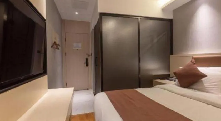 Bed in Gya Hotel Shanghai Long Distance Passenger Terminal Station