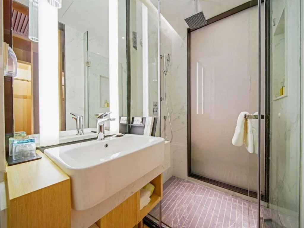 Borrman Hotel Zhaoqing Sihui Tianguangxu Jade City