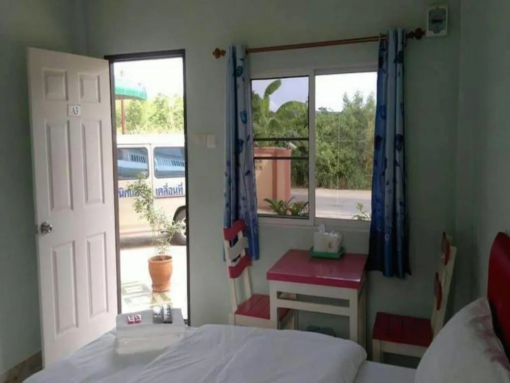 Bed in Wattana Hill Resort