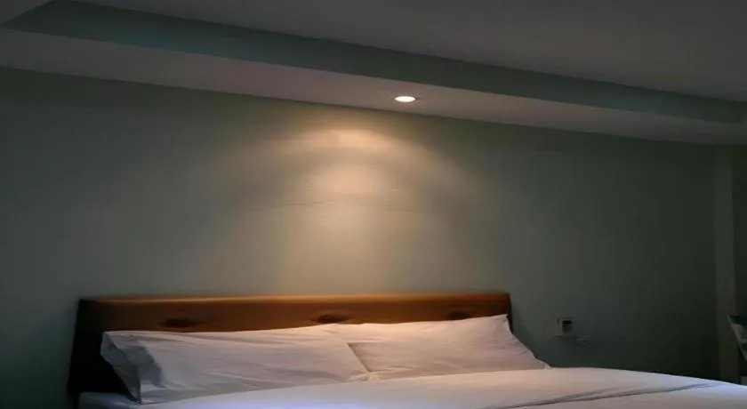 Bed in Wattana Hill Resort