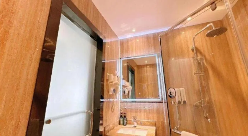 7 Days Premium·Guangzhou Dongxiaonan Subway Station