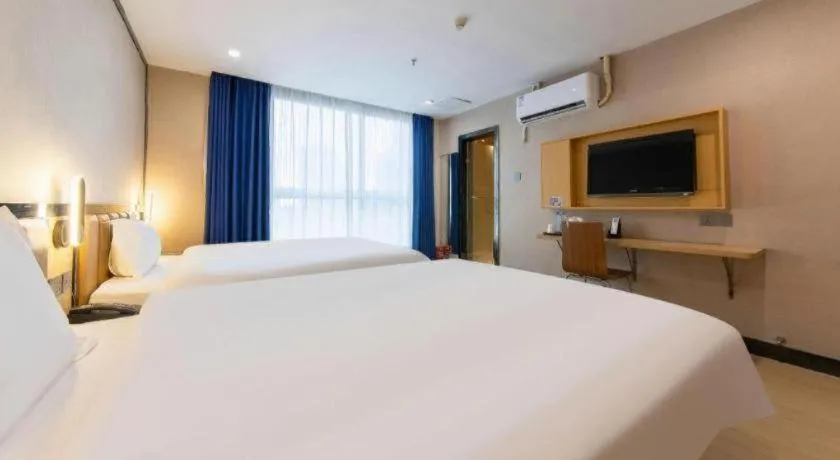 Bed in 7 Days Premium·Guangzhou Dongxiaonan Subway Station