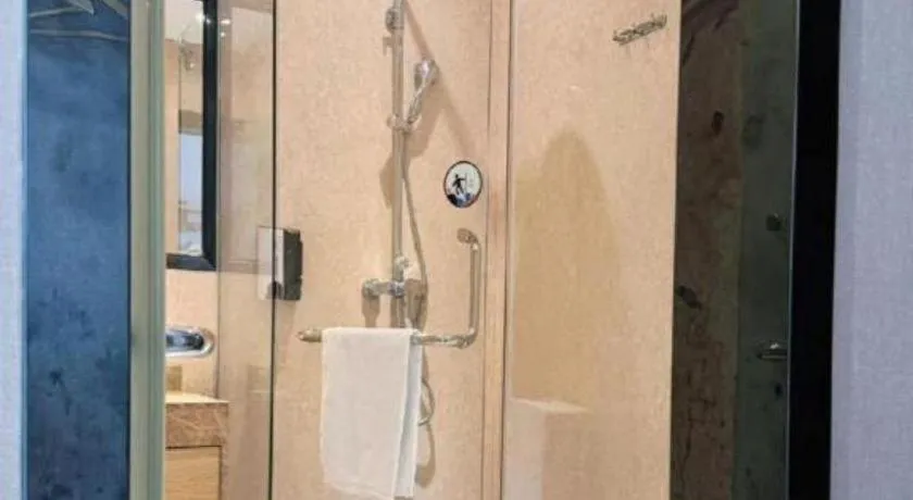 7 Days Premium·Guangzhou Dongxiaonan Subway Station