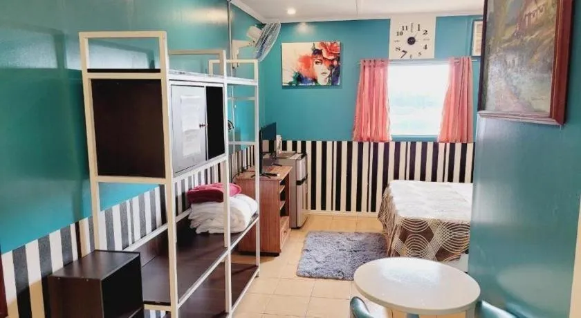 Bed in Walk Around Hotel