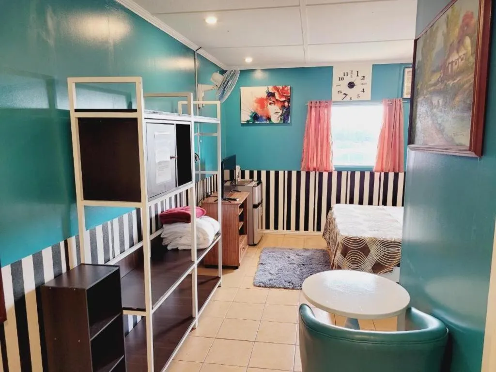 Bed in Walk Around Hotel