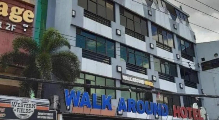 Walk Around Hotel