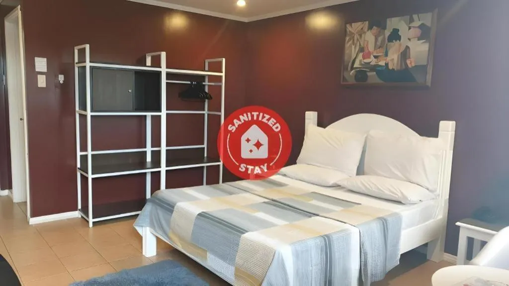 Bed in Walk Around Hotel