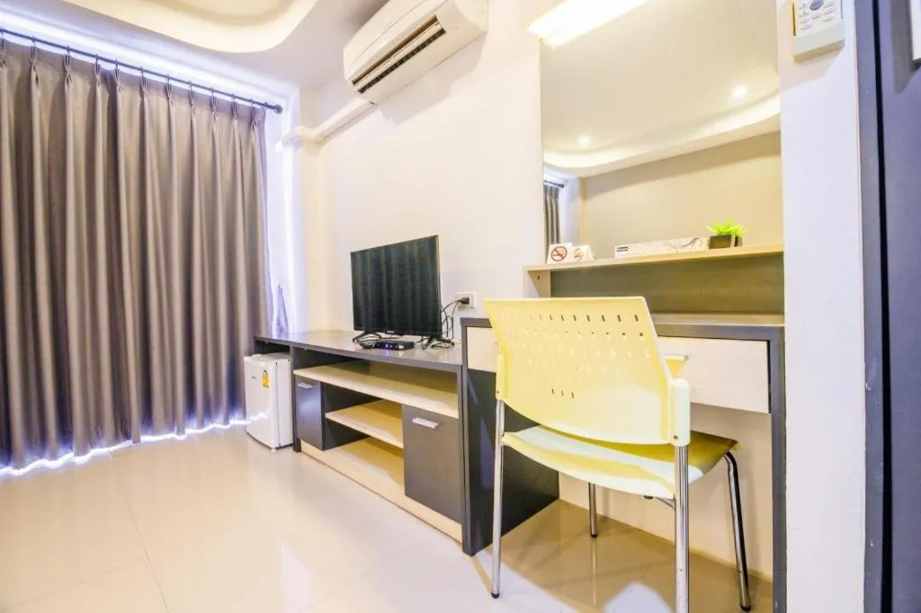 Bed in Grand PL Hotel