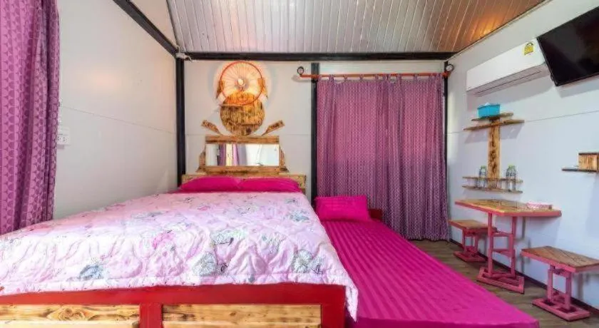 Bed in Red Bike resort