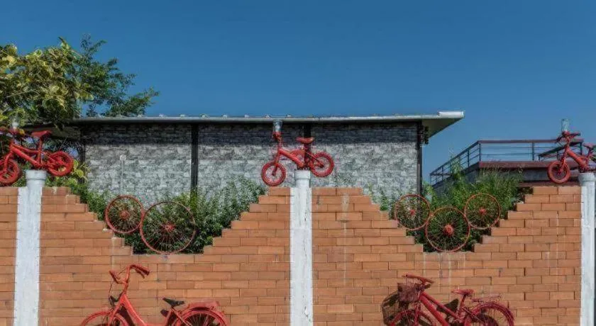 Red Bike resort