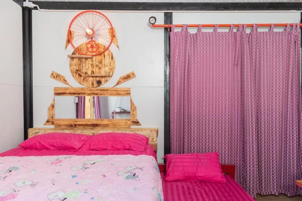 Bed in Red Bike resort