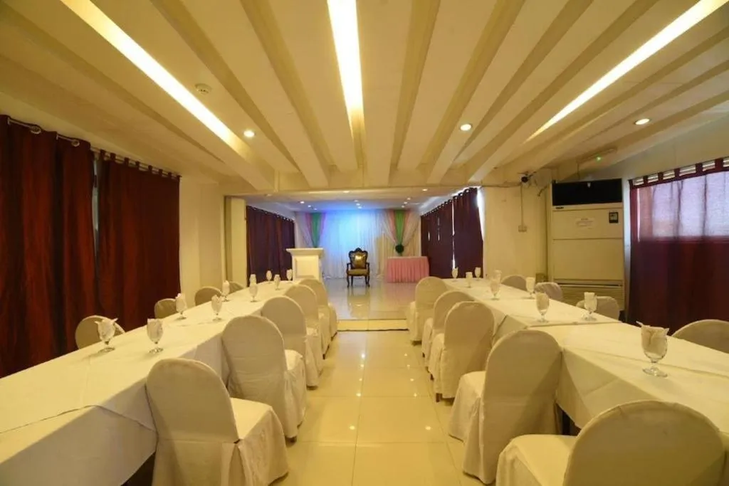 Marcian Business Hotel