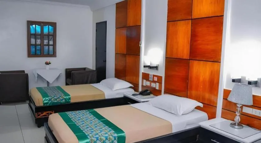 Bed in Marcian Business Hotel