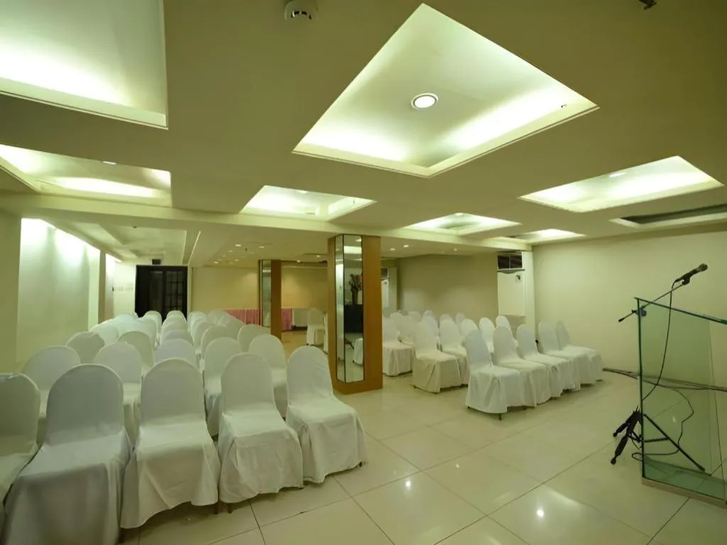 Marcian Business Hotel