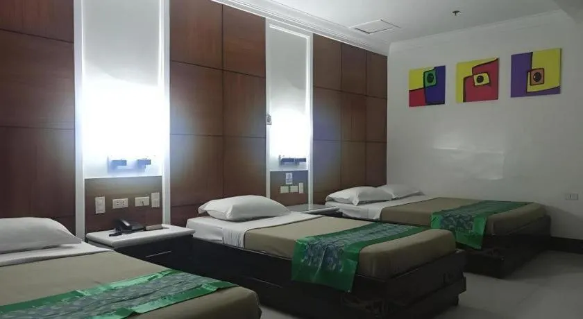 Bed in Marcian Business Hotel