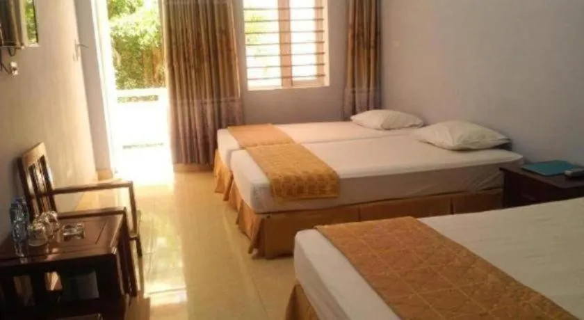 Bed in Hon Ngu Hotel Cua Lo Beach