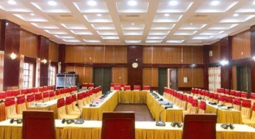 Hon Ngu Hotel Cua Lo Beach