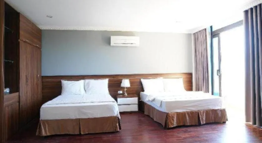 Bed in Hon Ngu Hotel Cua Lo Beach