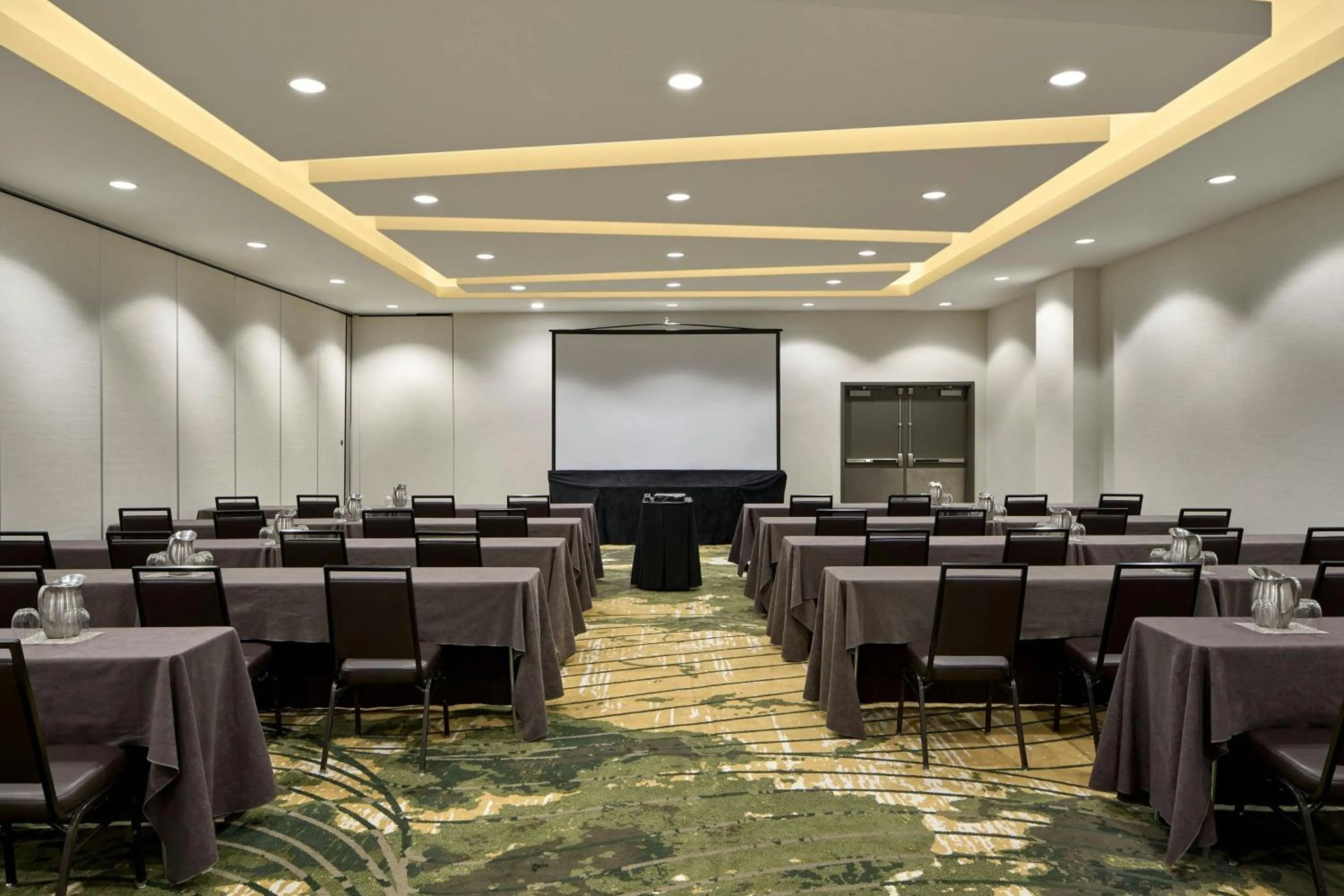 Meeting/conference room in Element by Westin Vancouver Metrotown