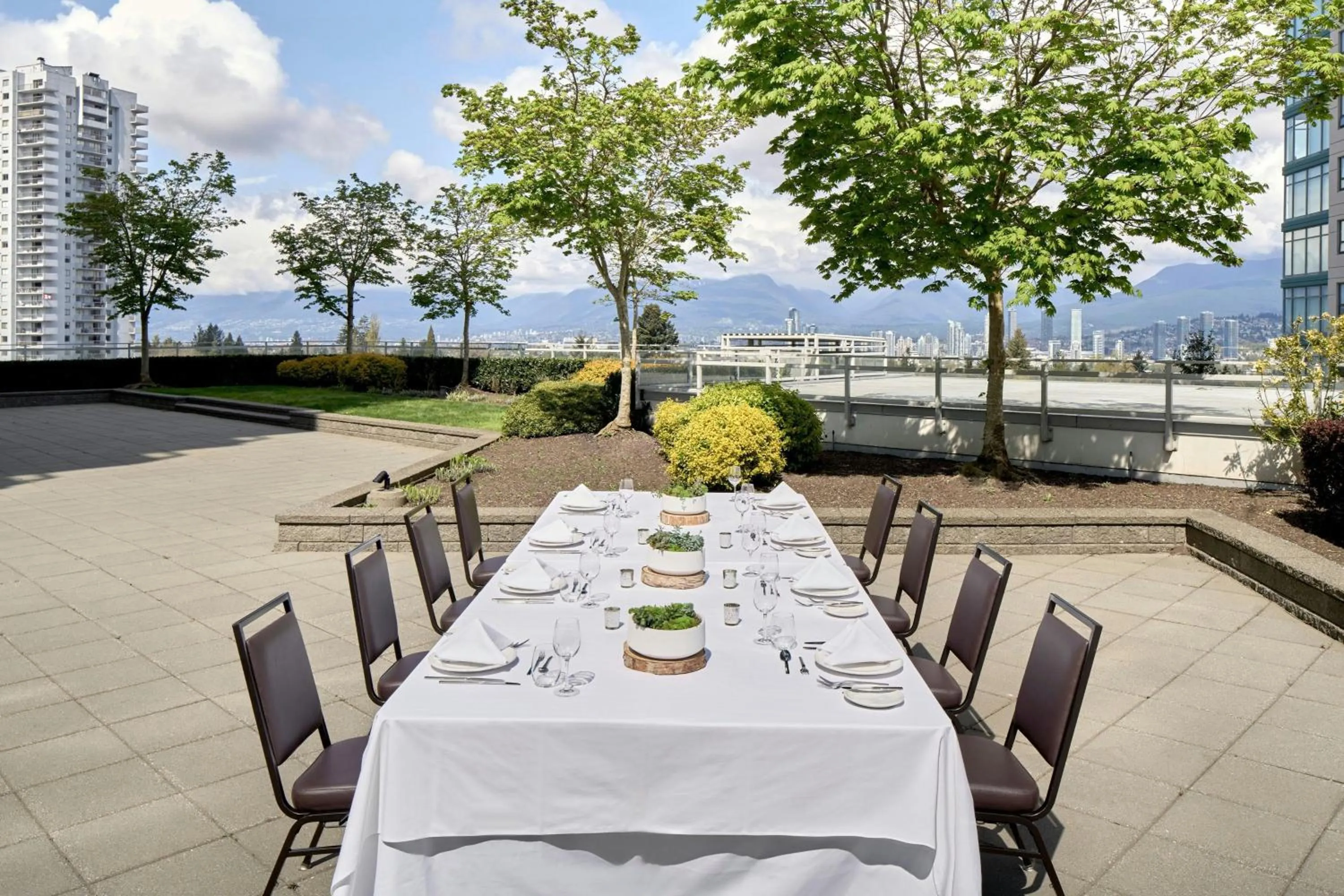 Meeting/conference room in Element by Westin Vancouver Metrotown