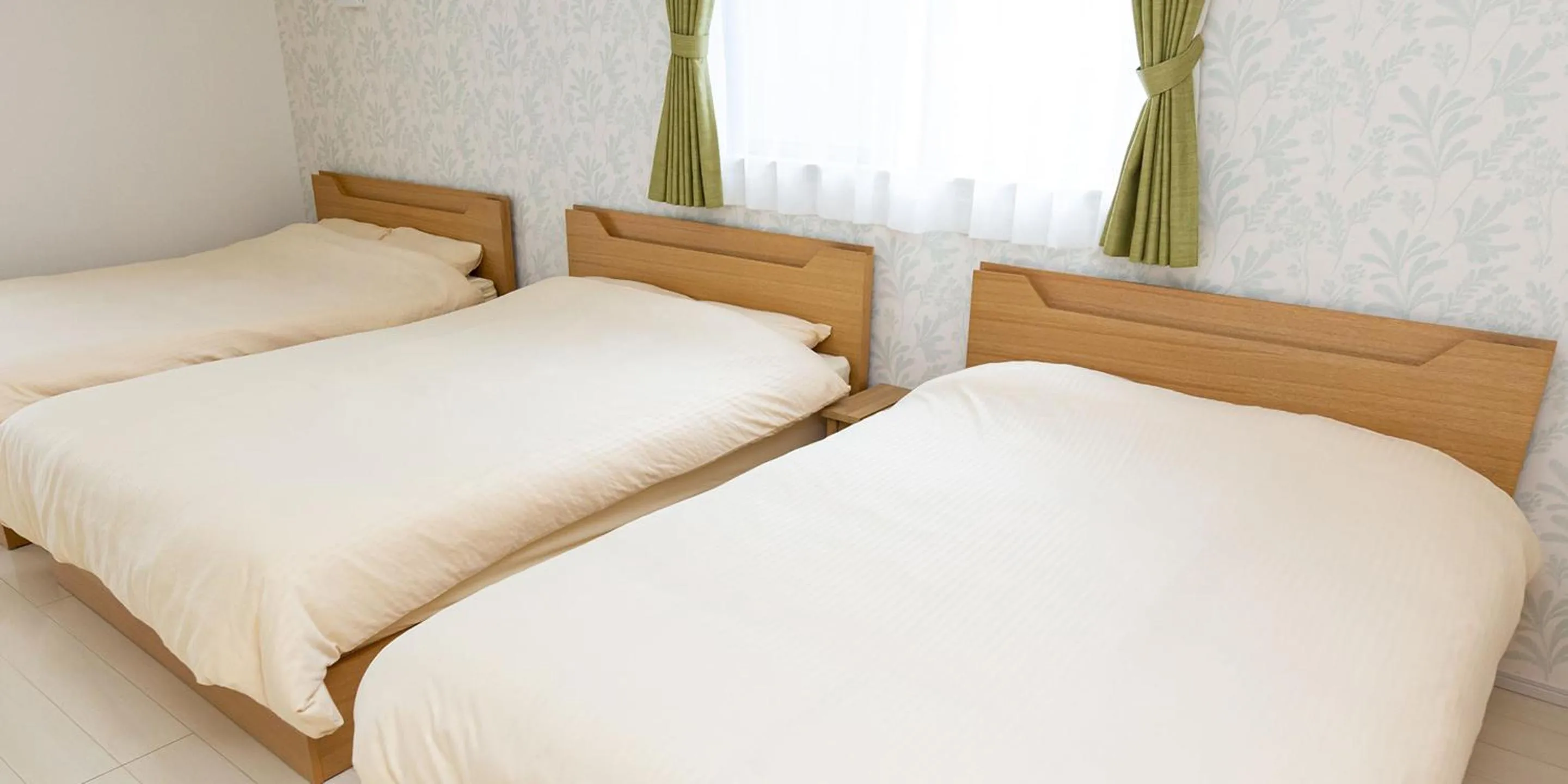 Bed in Kinugawa Station Front