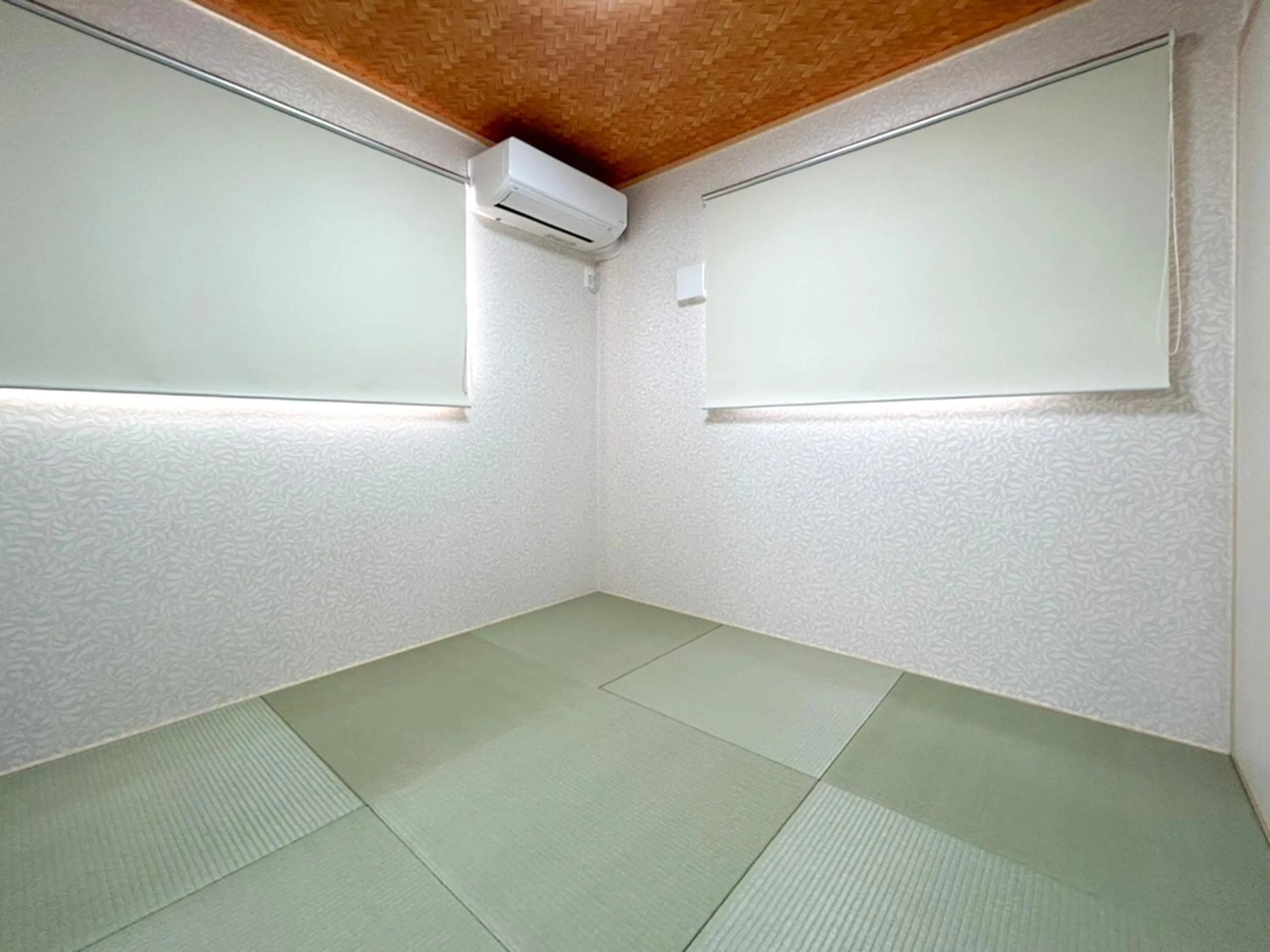 Photo of the whole room in Kinugawa Station Front